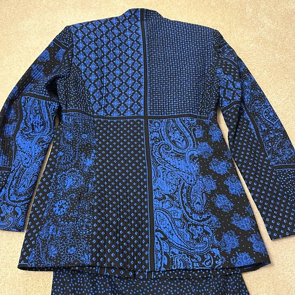 Beautiful Carlisle 100% silk quilted jacket and matching lined skirt size 8 - Picture 9 of 16